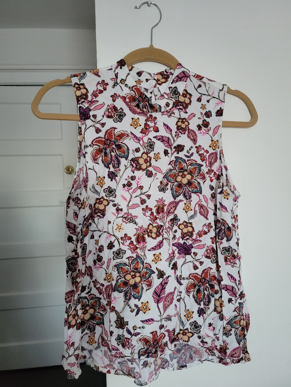 J. Jill Floral Sleeveless Mock Neck 100% Rayon Blouse Boho Sm